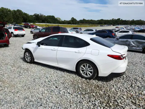 2026 Toyota Camry Le VIN 4T1DAACK4TU751984 фото 2