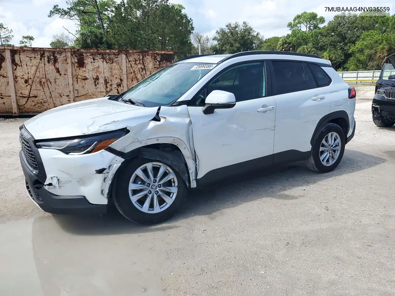 2022 Toyota Corolla Cross Le VIN 7MUBAAAG4NV035559 фото 1