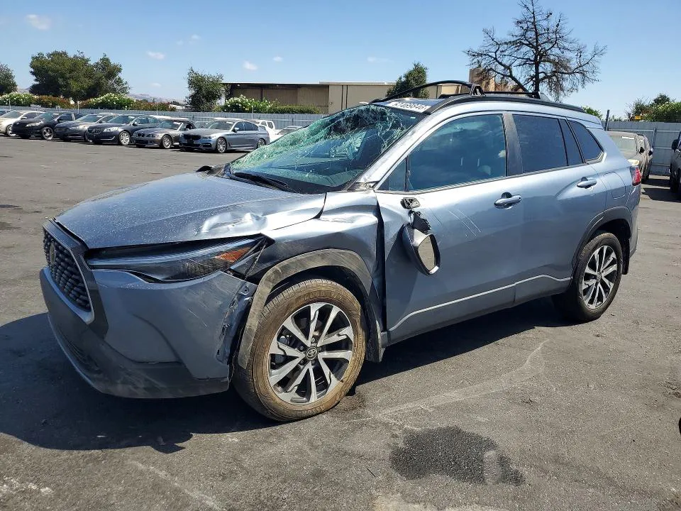 2024 Toyota Corolla Cross VIN 7MUDAABG3RV095037 фото 1