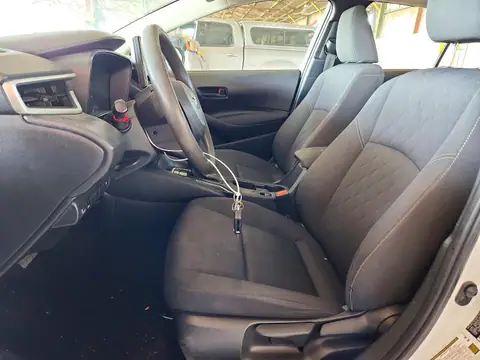 JTDBCMFE1R3048791 — 2024 Toyota Corolla Hybrid, фото 7 с аукциона Copart 30.09.2026, Передняя часть