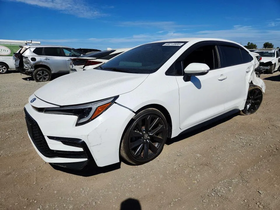 2024 Toyota Corolla Hybrid VIN JTDBCMFE5R3042119 фото 1
