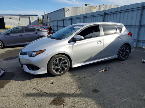 JTNKARJE4HJ541378 — 2017 Toyota Corolla IM, Боковая часть (Side), фото до ремонта
