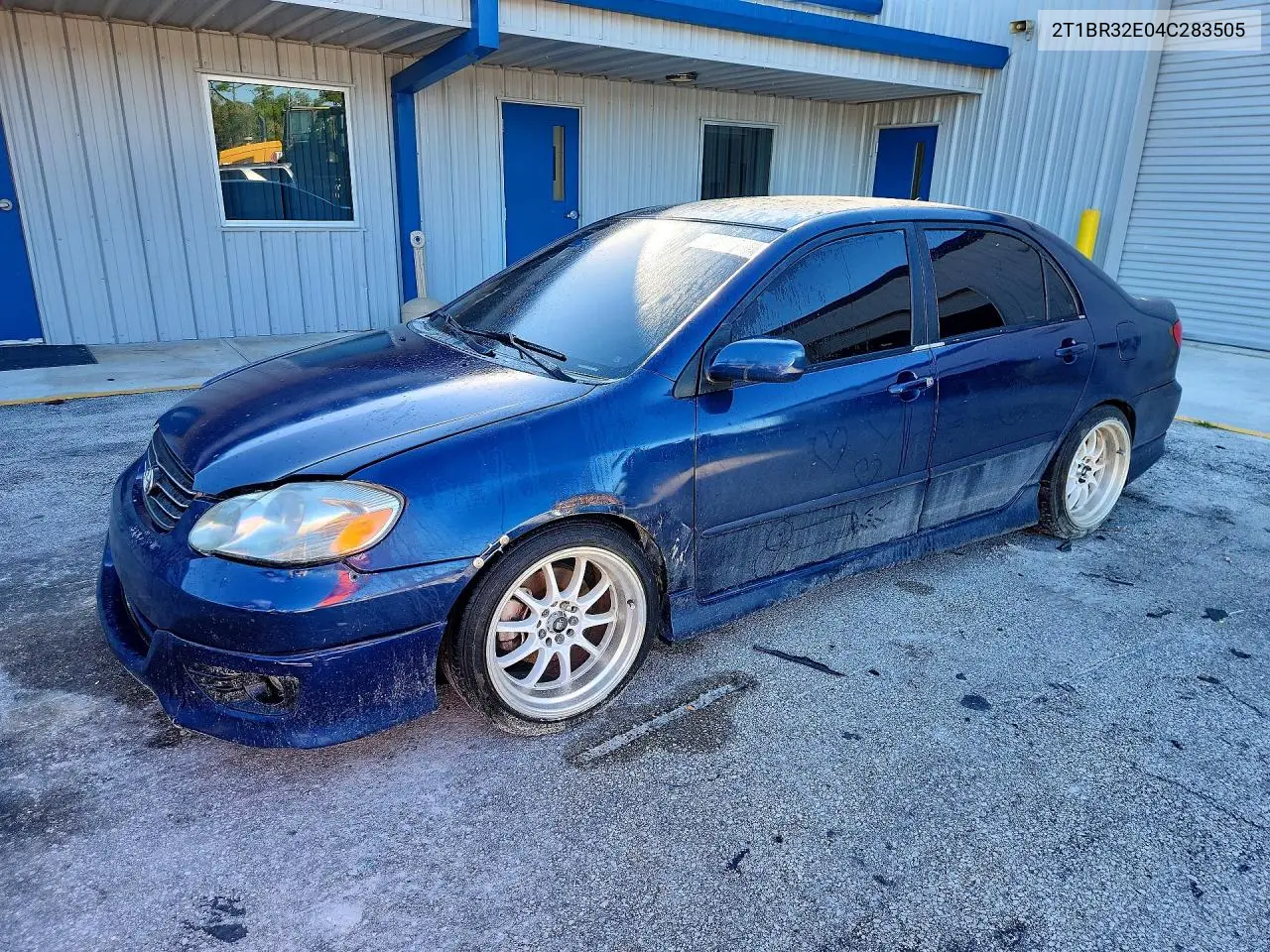 2T1BR32E04C283505 Toyota Corolla 2004 — повреждение Мелкие вмятины и царапины, фото до ремонта