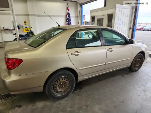 2006 Toyota Corolla Le VIN 1NXBR32E96Z696105 фото 3