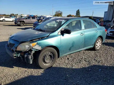 JTDBL40E699077693 — 2009 Toyota Corolla, Передняя часть, фото до ремонта