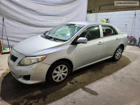 JTDBL40EX99088437 — 2009 Toyota Corolla, Задняя часть, фото до ремонта