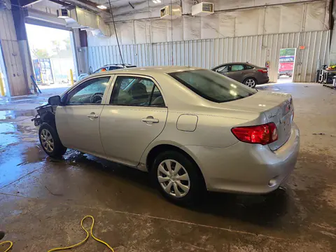2010 Toyota Corolla Base VIN JTDBU4EE8AJ055767 фото 2