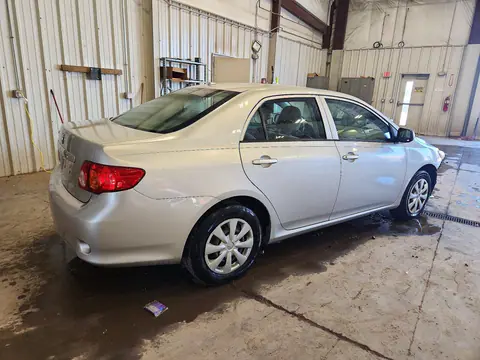 2010 Toyota Corolla Base VIN JTDBU4EE8AJ055767 фото 3