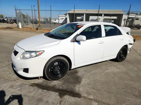 1NXBU4EE6AZ322060 — 2010 Toyota Corolla, Задняя часть, фото до ремонта