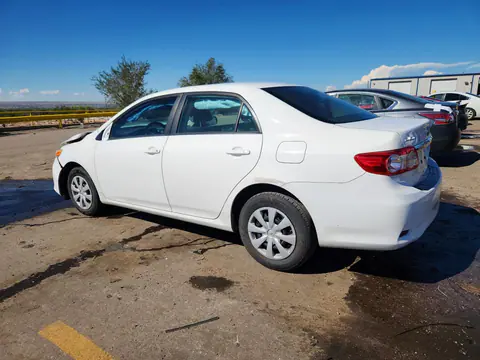 2011 Toyota Corolla Le VIN 2T1BU4EEXBC657079 фото 2