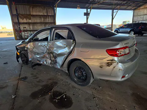 2011 Toyota Corolla Le VIN 2T1BU4EE0BC645863 фото 2