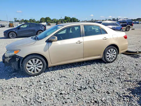 2T1BU4EE1CC775927 — 2012 Toyota Corolla, Передняя часть (Front End), фото до ремонта