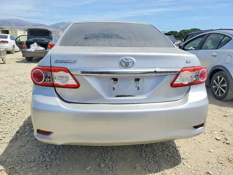 2013 Toyota Corolla Le VIN 5YFBU4EE1DP161686 фото 6