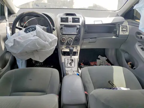 2013 Toyota Corolla Le VIN 5YFBU4EE1DP161686 фото 8