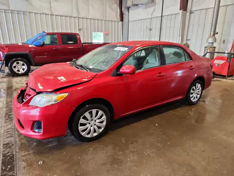 2T1BU4EE9DC033177 — 2013 Toyota Corolla, Передняя часть (Front End), фото до ремонта