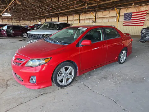 2T1BU4EE1DC127327 — 2013 Toyota Corolla, Задняя часть (Rear End), фото до ремонта