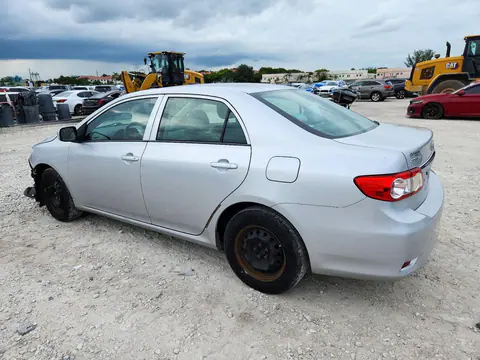 2013 Toyota Corolla L VIN 2T1BU4EE2DC985244 фото 2