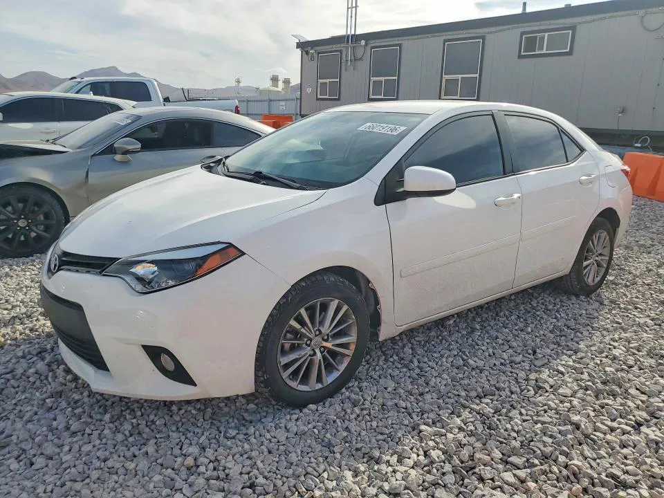 2014 Toyota Corolla VIN 5YFBURHE5EP019268 фото 1