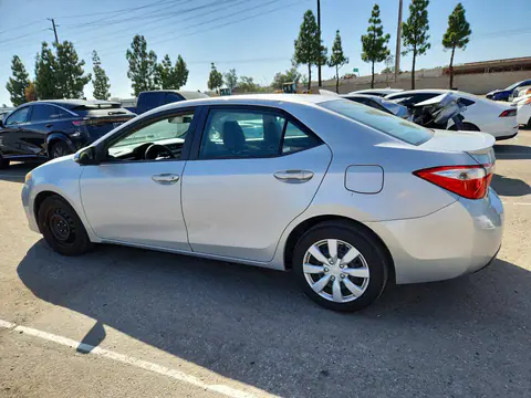2014 Toyota Corolla VIN 5YFBURHE8EP138657 фото 2
