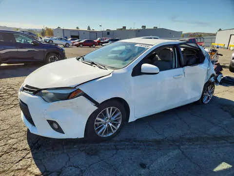 5YFBURHE6EP002043 — 2014 Toyota Corolla, Задняя часть, фото до ремонта
