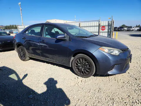 2T1BURHE3FC402630 — 2015 Toyota Corolla, фото 4 с аукциона Copart 29.09.2026, Передняя часть