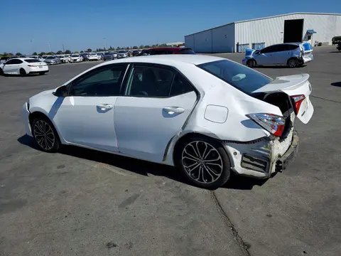 2015 Toyota Corolla VIN 5YFBURHEXFP222402 фото 2