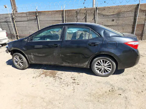 2015 Toyota Corolla VIN 5YFBURHE7FP275297 фото 2
