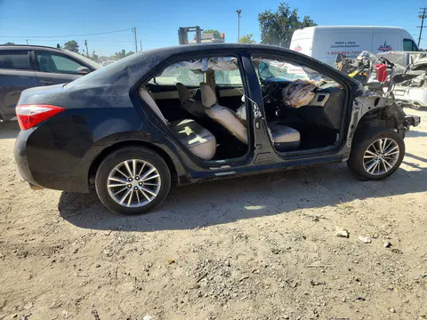 2015 Toyota Corolla VIN 5YFBURHE7FP275297 фото 3