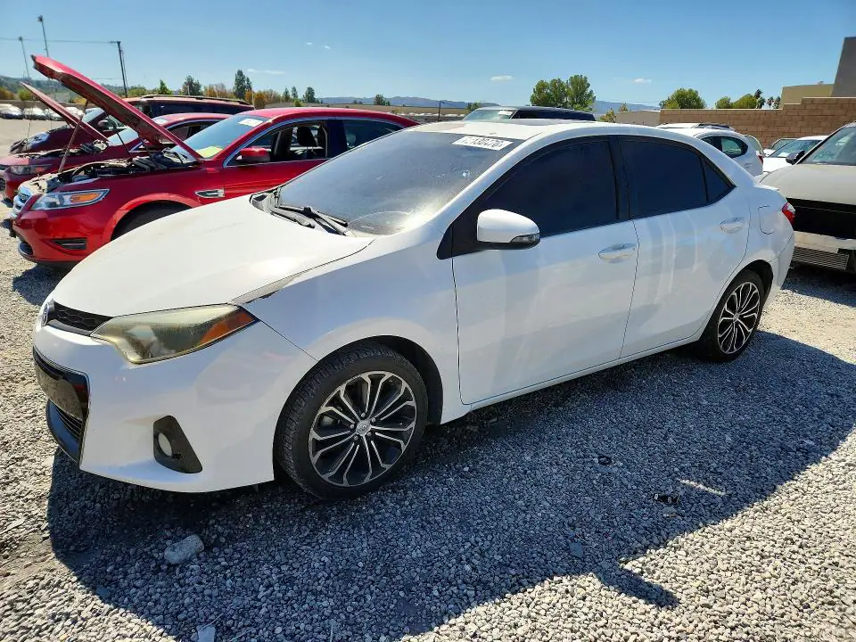 5YFBURHE3FP341098 Toyota Corolla 2015 — повреждение Задняя часть, фото до ремонта