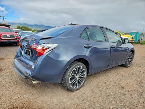 5YFBURHE1GP393086 — 2016 Toyota Corolla, фото 3 с аукциона Copart, Задняя часть