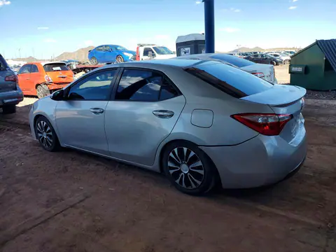 2016 Toyota Corolla VIN 5YFBURHE3GP547491 фото 2