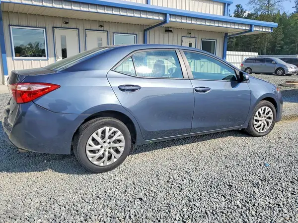 2T1BURHE2HC756139 — 2017 Toyota Corolla, фото 3 с аукциона Copart 15.10.2026, Задняя часть