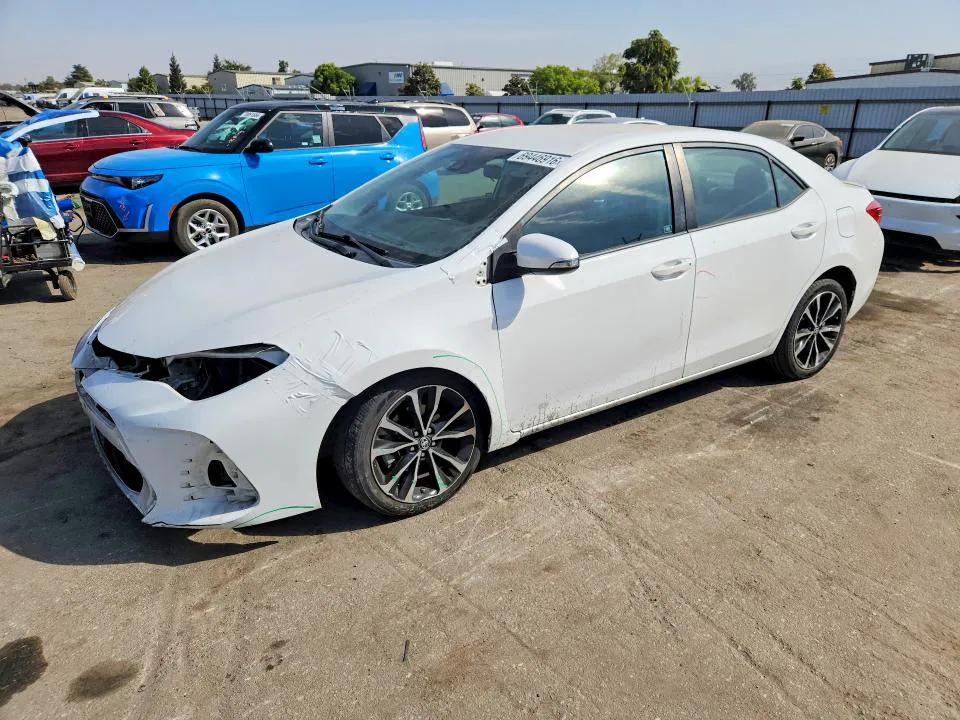 2017 Toyota Corolla VIN 5YFBURHEXHP696417 фото 1