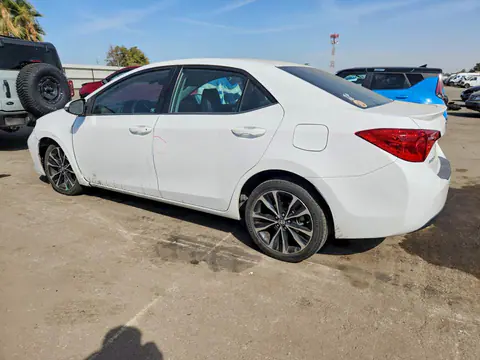 2017 Toyota Corolla VIN 5YFBURHEXHP696417 фото 2