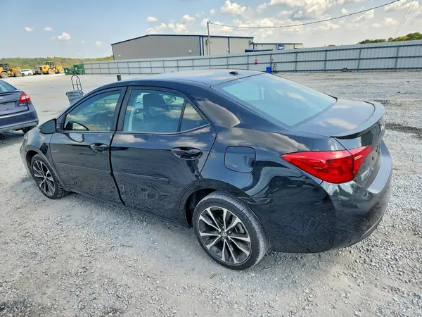 5YFBURHE8HP728863 — 2017 Toyota Corolla, фото 2 с аукциона Copart 14.10.2026, Повреждения снизу