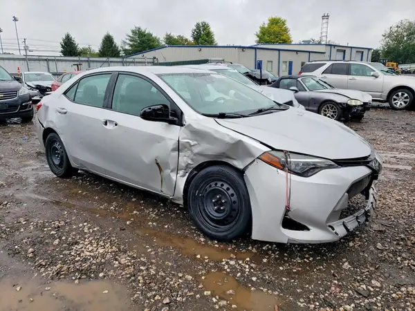 2T1BURHE9HC894583 — 2017 Toyota Corolla, фото 4 с аукциона Copart, Передняя часть