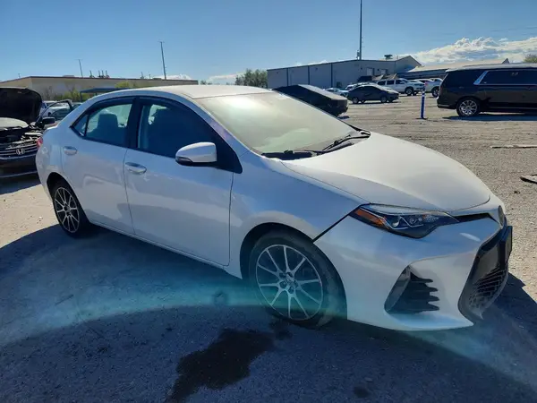 5YFBURHE4HP605562 — 2017 Toyota Corolla, фото 4 с аукциона Copart 29.09.2026, Передняя часть