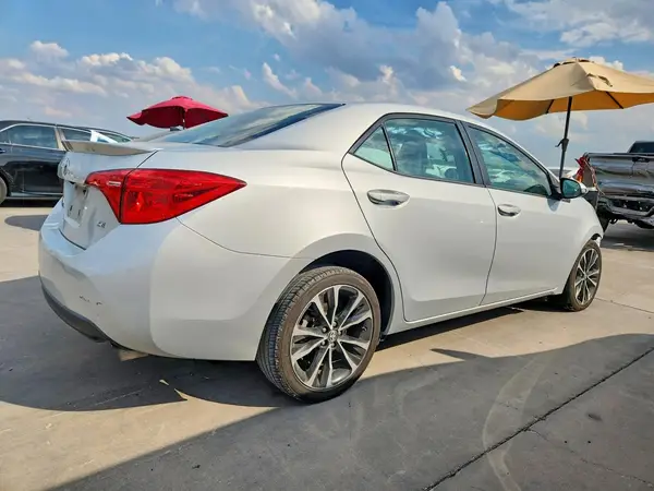 2017 TOYOTA COROLLA VIN 2T1BURHE5HC882141 фото 3