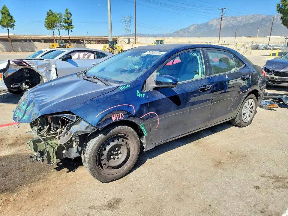 2017 Toyota Corolla VIN 5YFBURHE8HP733240 фото 1