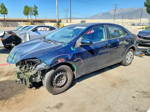 5YFBURHE8HP733240 — 2017 Toyota Corolla, Передняя часть (Front End), фото до ремонта