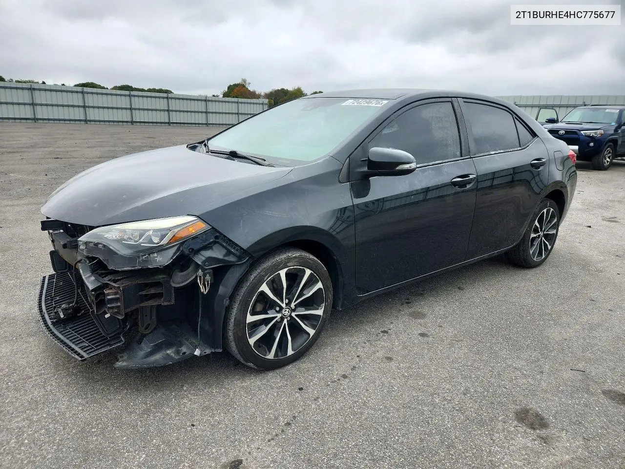 2T1BURHE4HC775677 Toyota Corolla 2017 — повреждение Передняя часть, фото до ремонта