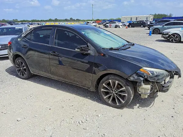 5YFBURHE3JP809565 — 2018 Toyota Corolla, фото 4 с аукциона Copart 29.09.2026, Биологическая или химическая опасность