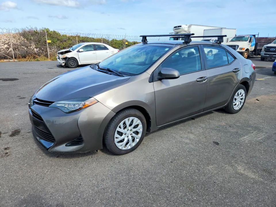 2018 Toyota Corolla VIN 5YFBURHE4JP765463 фото 1