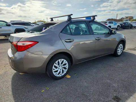 2018 Toyota Corolla VIN 5YFBURHE4JP765463 фото 3