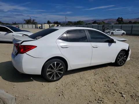 2018 Toyota Corolla VIN 2T1BURHE7JC091227 фото 3