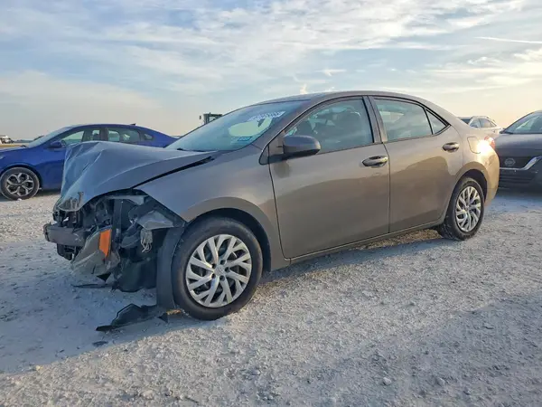 2T1BURHE3JC103146 — 2018 Toyota Corolla, Передняя часть (Front End), фото до ремонта