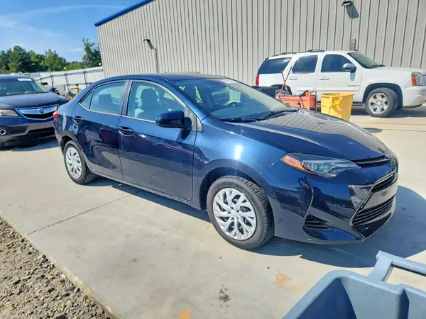 5YFBURHE6JP819829 — 2018 Toyota Corolla, фото 4 с аукциона Copart, Задняя часть