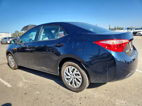 2018 Toyota Corolla VIN 5YFBURHE9JP792268 фото 2