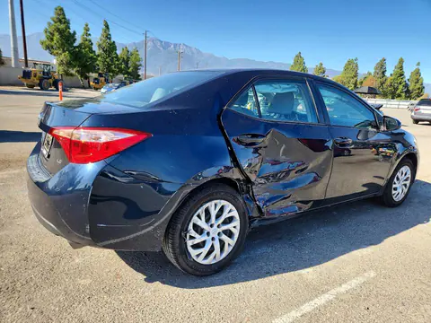 2018 Toyota Corolla VIN 5YFBURHE9JP792268 фото 3