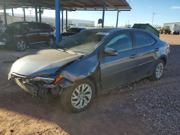 2T1BURHE3JC097073 Toyota Corolla 2018 — повреждение Передняя часть, фото до ремонта